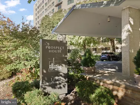 1200 N Nash St #549, Arlington, VA 22209