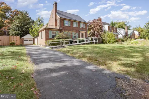 428 N Monroe St, Arlington, VA 22201