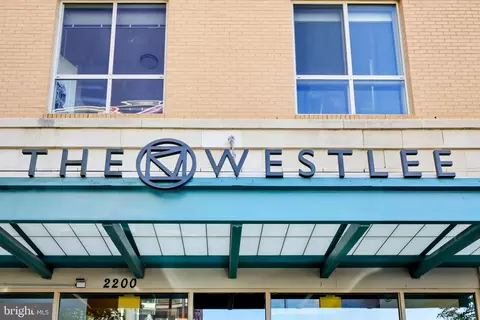 2200 N Westmoreland St #202, Arlington, VA 22213