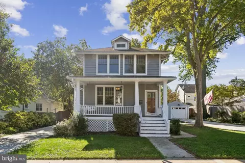 520 25th St S, Arlington, VA 22202