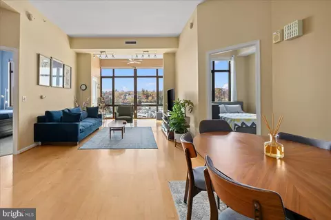2720 S Arlington Mill Dr #1107, Arlington, VA 22206