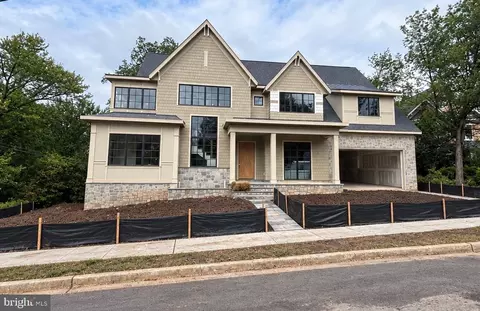 3500 N Abingdon St, Arlington, VA 22207