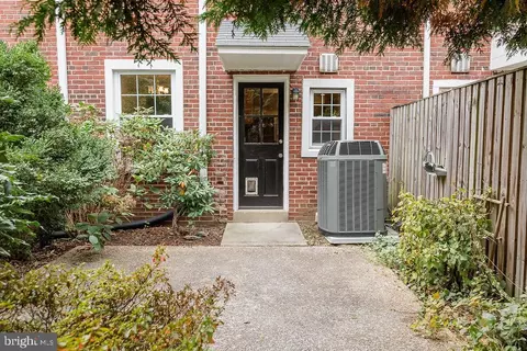 4671 36th St S #A, Arlington, VA 22206 photo 22