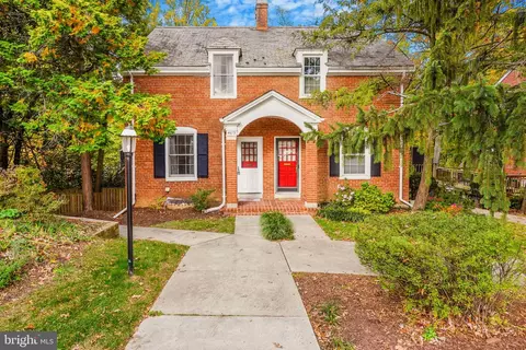 4673 34th St S, Arlington, VA 22206