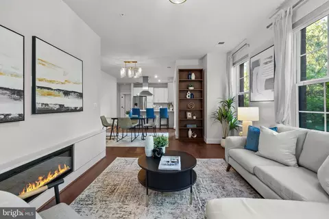 1411 Key Blvd #304, Arlington, VA 22209