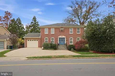 1230 23rd St S, Arlington, VA 22202
