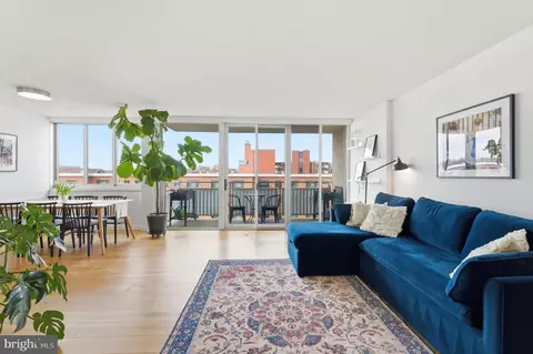 1301 S Arlington Ridge Rd #610, Arlington, VA 22202