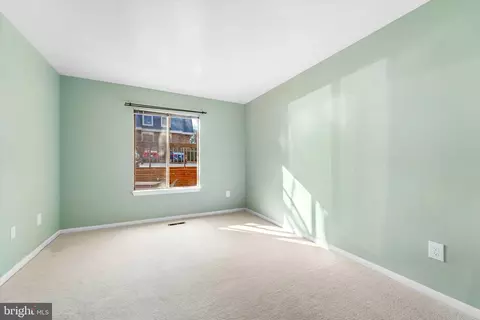 Other - 624 15th St S #1, Arlington, VA 22202 photo 5 of 10