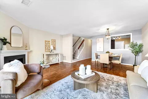 Living - 624 15th St S #1, Arlington, VA 22202 photo 2 of 2