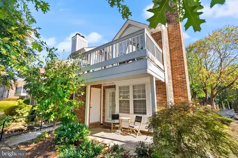 2592 S G S Arlington Mill Dr #7, Arlington, VA 22206