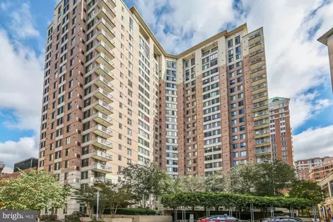 851 N Glebe Rd #707, Arlington, VA 22203