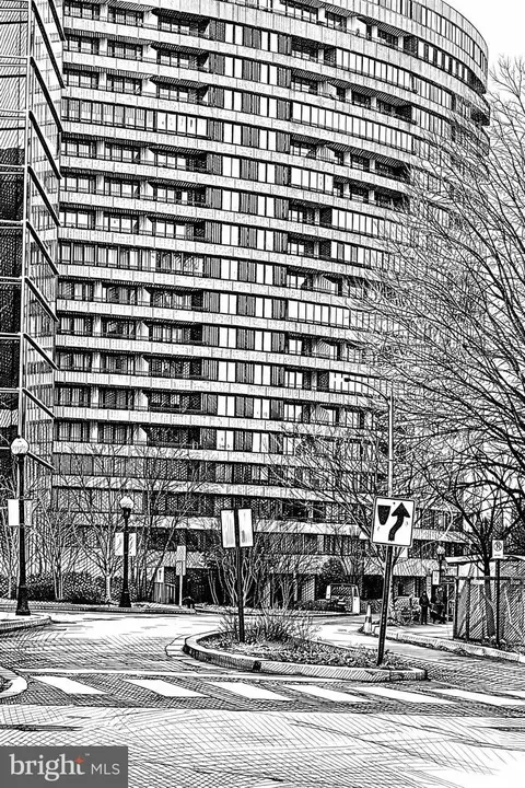 1300 Crystal Dr #1301S, Arlington, VA 22202