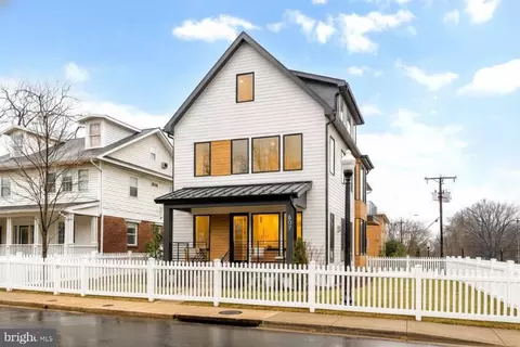 507 S Adams St, Arlington, VA 22204
