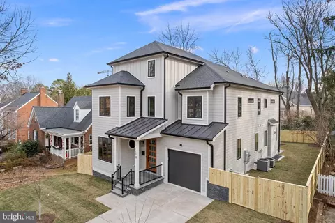 6238 22nd St N, Arlington, VA 22205