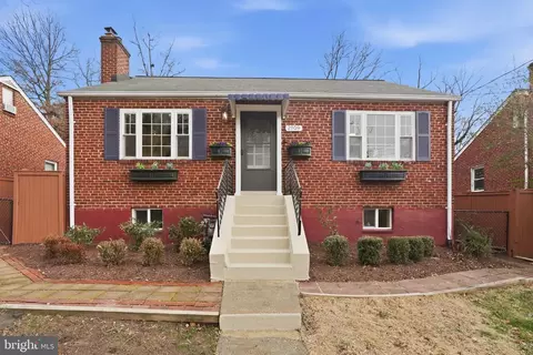 2109 S Quebec St S, Arlington, VA 22204