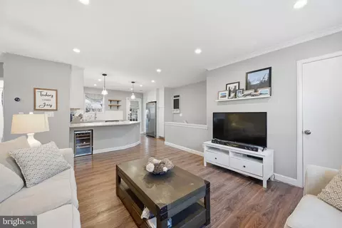 4608 28th Rd S # -B, Arlington, VA 22206