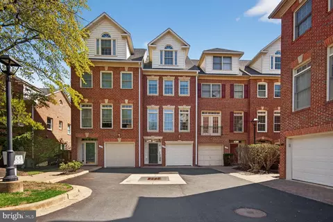 1113 N D N Stuart St, Arlington, VA 22201