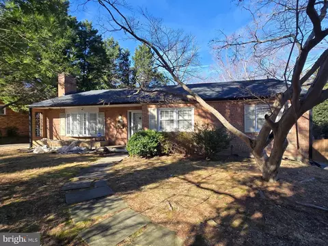 4006 N Glebe Rd N, Arlington, VA 22207