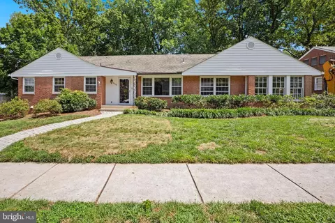 3405 N Peary St, Arlington, VA 22207