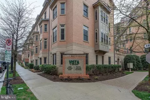 2227 12th Ct N, Arlington, VA 22201