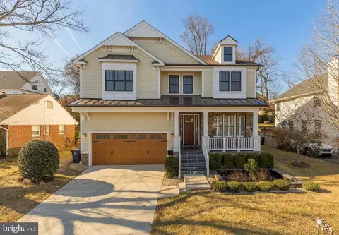2012 N Greenbrier St, Arlington, VA 22205