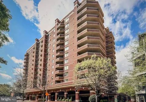 1276 N Wayne St N #1211, Arlington, VA 22201