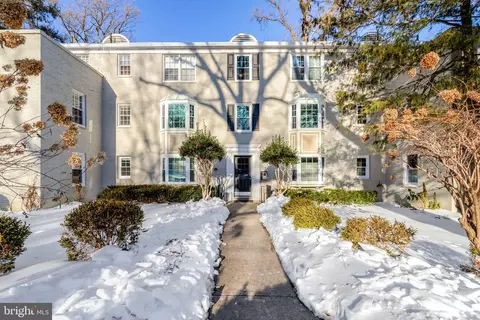 700 S Arlington Mill Dr #15204, Arlington, VA 22204