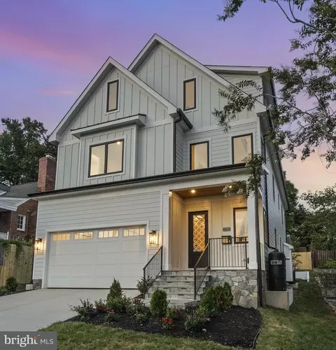 1905 N Taylor St, Arlington, VA 22207