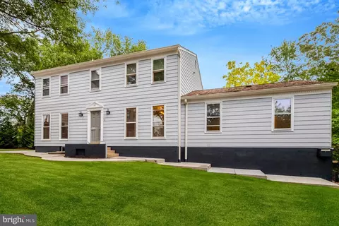 411 N Bryan St, Arlington, VA 22201