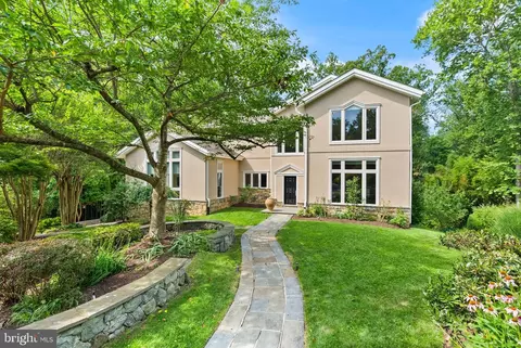 3100 N Monroe St, Arlington, VA 22207