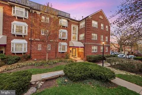 2105 N Scott St #79, Arlington, VA 22209