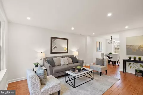 3513 S Stafford St #A, Arlington, VA 22206