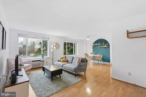 1730 Arlington Blvd #202, Arlington, VA 22209