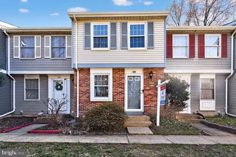 1604 10th St S, Arlington, VA 22204