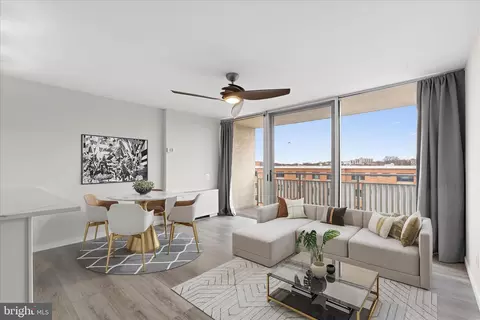 1301 S Arlington Ridge Rd #609, Arlington, VA 22202