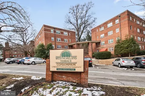 1307 N Ode St #424, Arlington, VA 22209