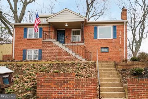 5411 22nd St N, Arlington, VA 22205