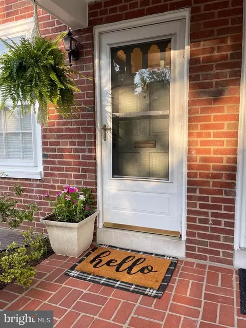 3409 S Utah St, Arlington, VA 22206