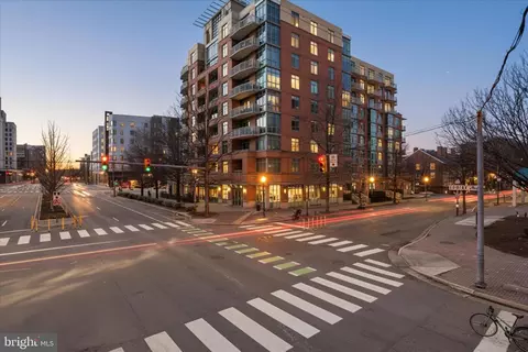 1000 N Randolph St #209, Arlington, VA 22201