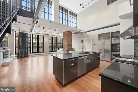 1615 N Queen St #M603, Arlington, VA 22209