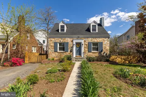 1621 N Quincy St, Arlington, VA 22207