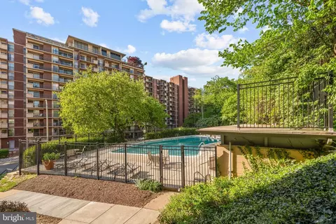 1300 S Arlington Ridge Rd S #314, Arlington, VA 22202