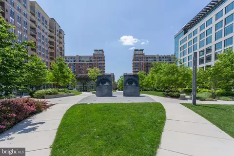 3600 S Glebe Rd #617, Arlington, VA 22202