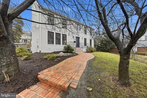 2505 N Kenilworth St, Arlington, VA 22207
