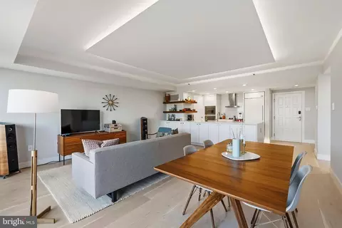 1530 Key Blvd #324, Arlington, VA 22209
