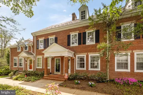 3155 S Stafford St, Arlington, VA 22206