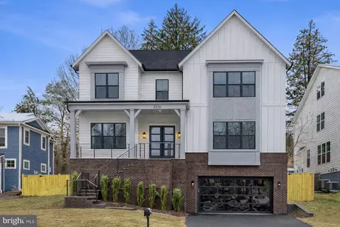 2316 John Marshall Dr, Arlington, VA 22205