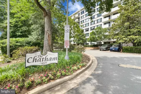 4501 Arlington Blvd #806, Arlington, VA 22203