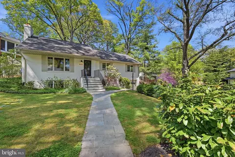 4311 24th St N, Arlington, VA 22207