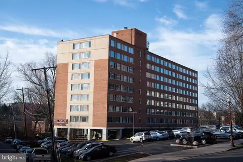 1210 N Taft St #805, Arlington, VA 22201